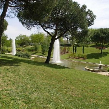 Apartamento Urgel Madrid Exteriér fotografie