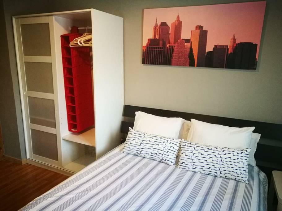 Apartamento Urgel Madrid Exteriér fotografie